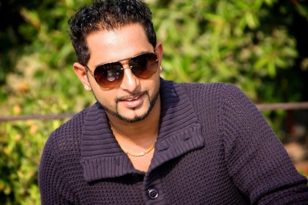 Geeta Zaildar Wearing Sunglasses