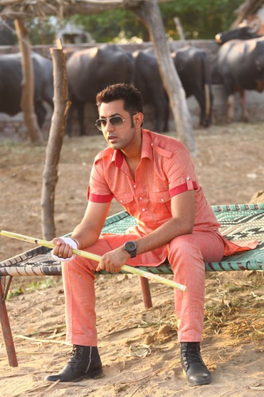 Gippy Grewal Looking Handsome 