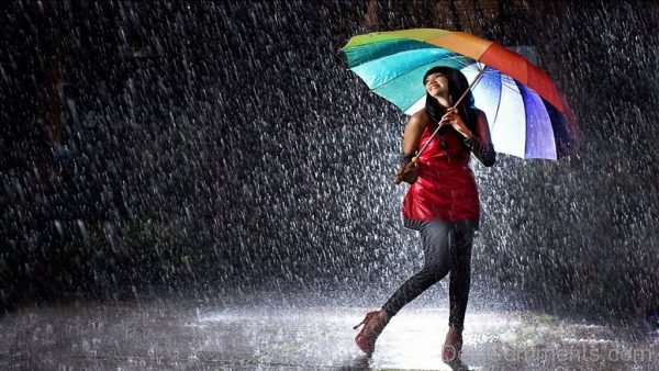 Girl In Rainy At Night-DC19