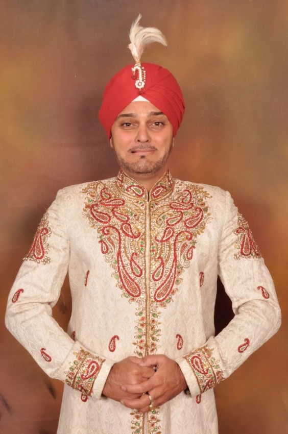 Gurchet Chitarkar In Groom Dress