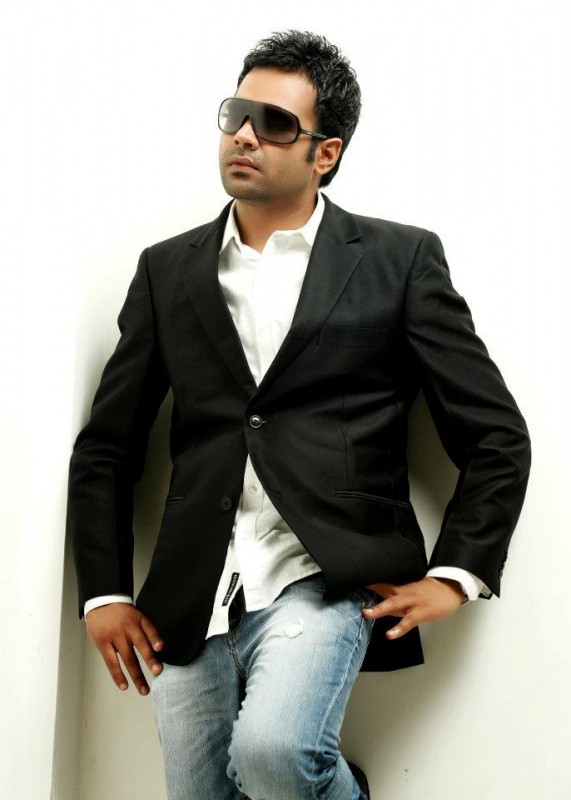 Handsome Singer-Kamal Grewal