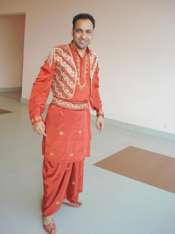Harjeet Harman In Punjabi Dress