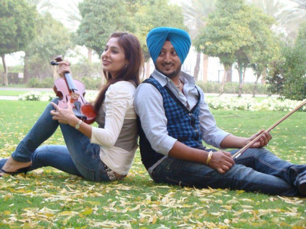 Inderjit Nikku During Shooting Scene