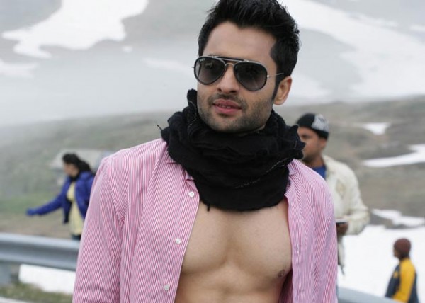 Jackky Bhagnani Looking Wonderful