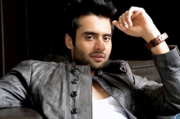 Jackky Bhagnani-Nice Pose