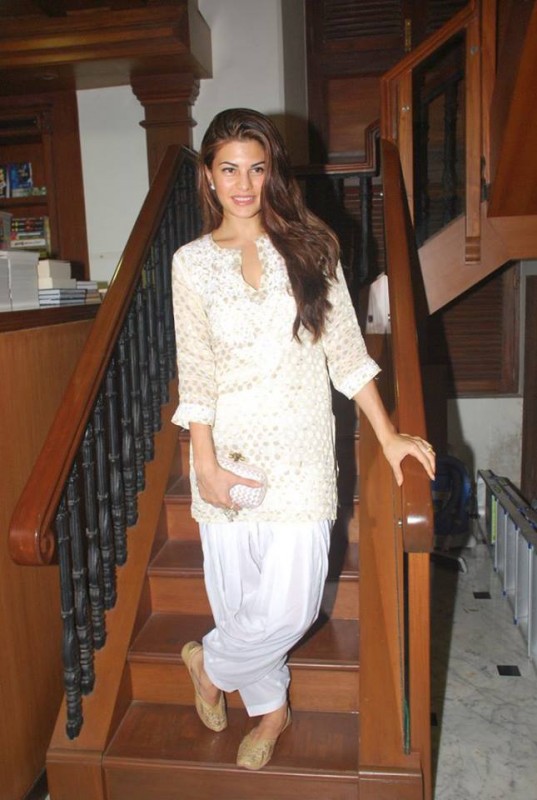 Jacqueline Fernandez In Punjabi Dress 