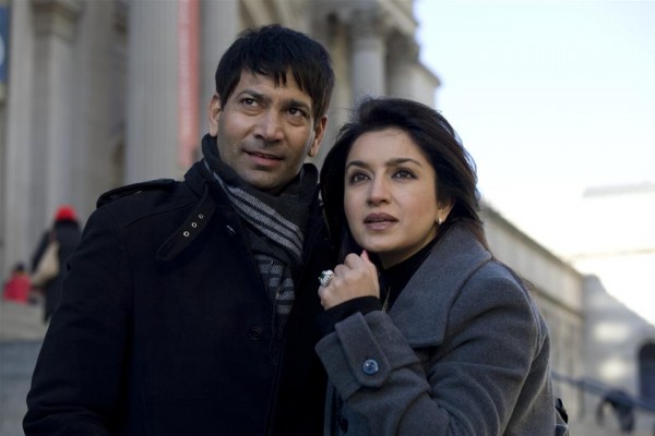 Jasbir Jassi With Tisca Chopra During Movie Scene