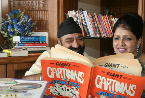 Jaspal Bhatti And Wife Savita Bhatti During Shooting