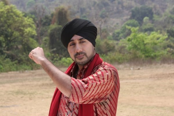 Jassi Sidhu Looking Smart