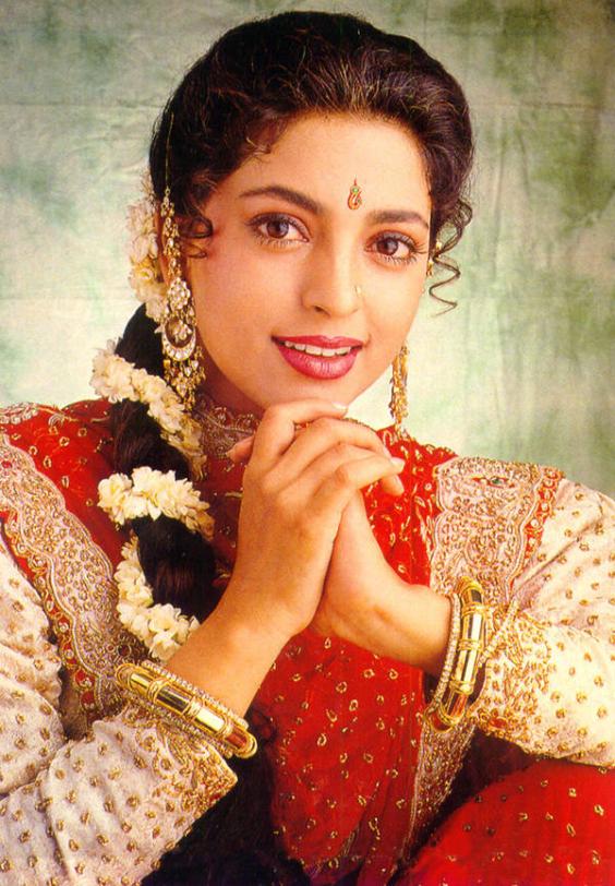 Juhi Chawla Beautiful Eyes