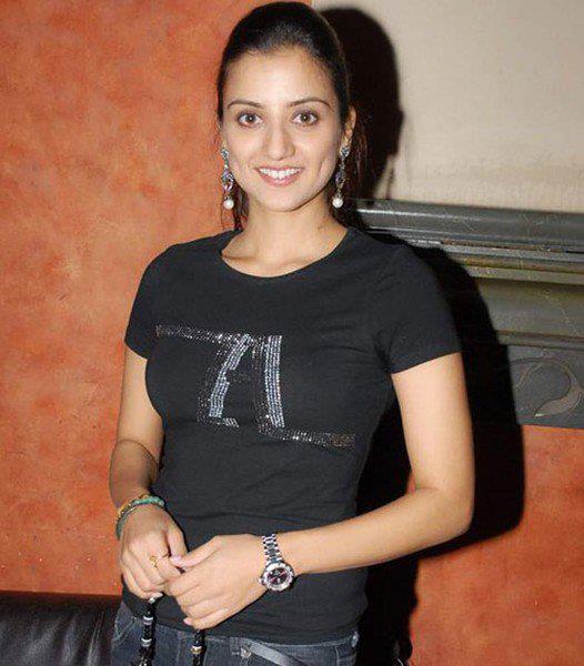 Kulraj Randhawa In Black top