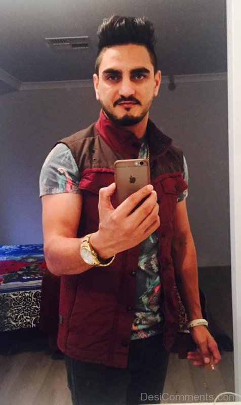 Kulwinder Billa Selfie Image