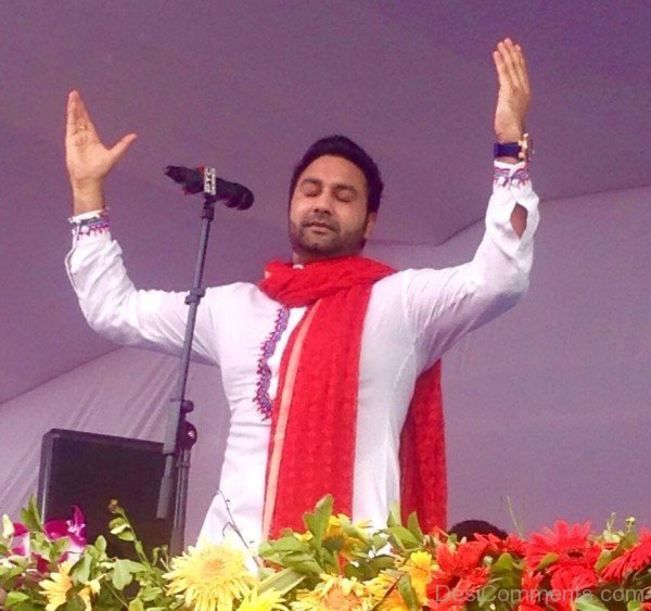 Lakhwinder Wadali Wearing White Kurta