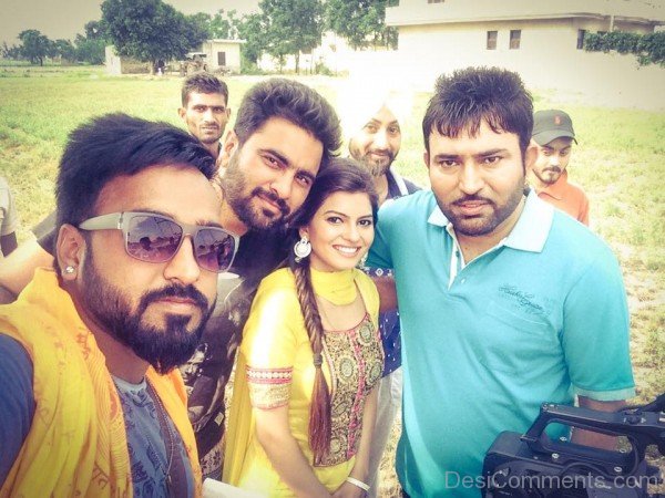 Mangi Mahal During Shoot