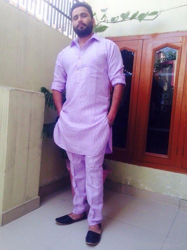 Maninder Batth In Kurta Pajama