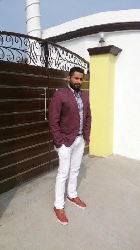 Maninder Batth In White Pant