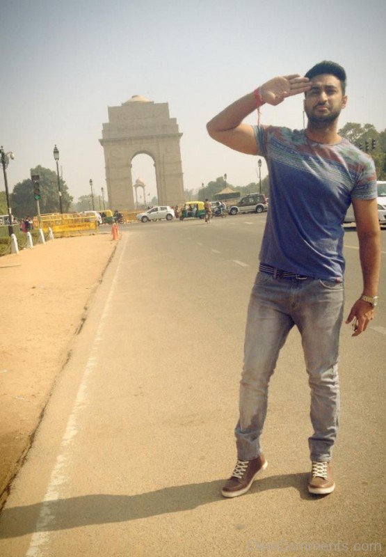 Maninder Kailey At Gate Of India