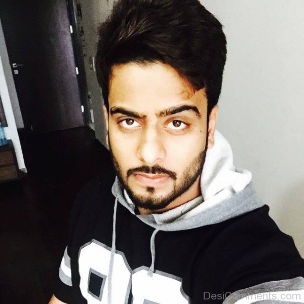 Mankirt Aulakh In Black Upper