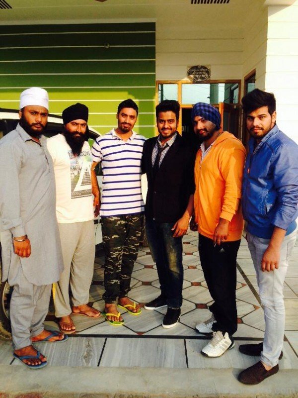 Mankirt Aulakh With His Fans