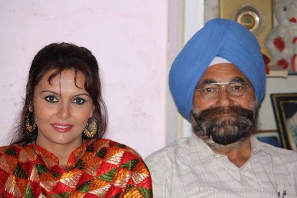 Mannat Singh And Her Father