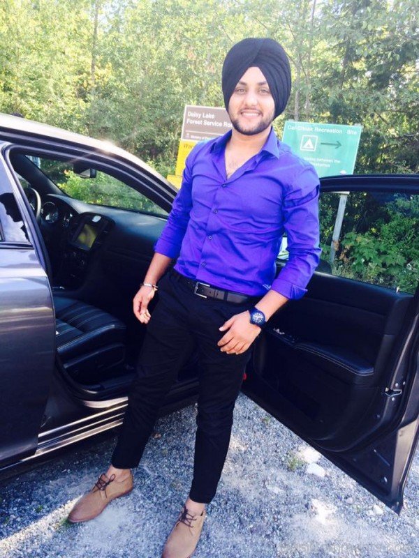 Mehtab Virk Posing With Car