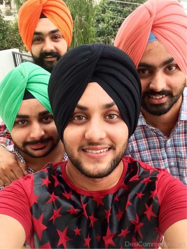 Mehtab Virk Wearing Black Turban