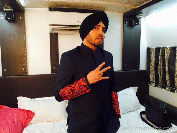 Mika Singh In Turban