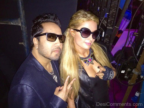 Mika Singh With Paris Hliton