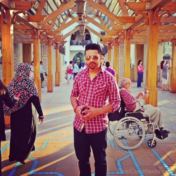 Money Aujla Looking Cool