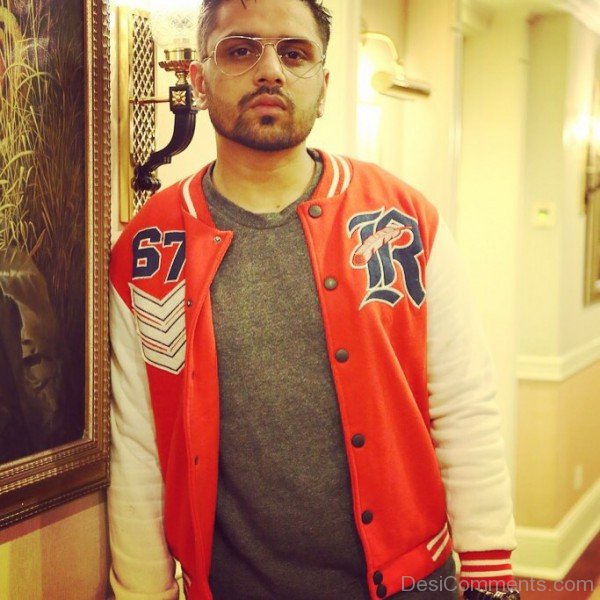 Money Aujla Looking Good