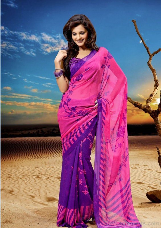 Monica Bedi In Georgette Printed Saree