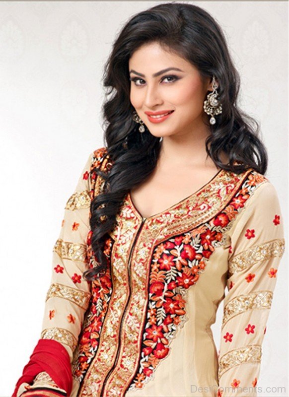 Mouni Roy In Indian Dress - DesiComments.com