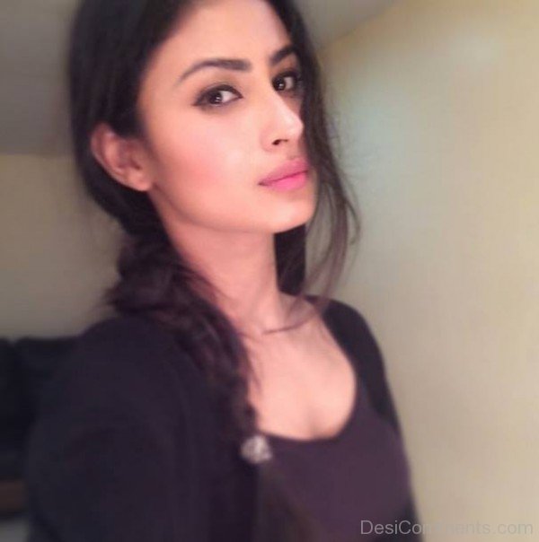 Mouni Roy Looking Cute And Sweet