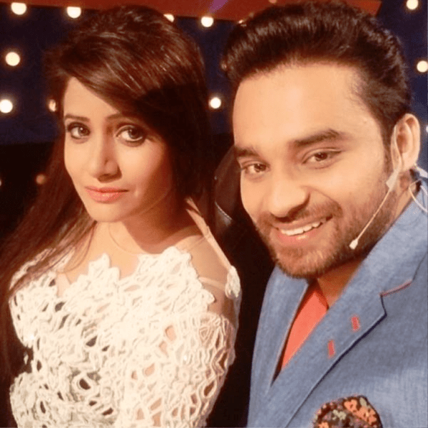 Nav Bajwa With Miss Pooja-DC8943