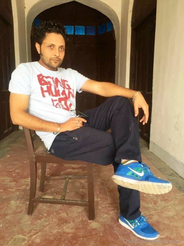 Navdeep Kaler Wearing White T-Shirt-DC7822