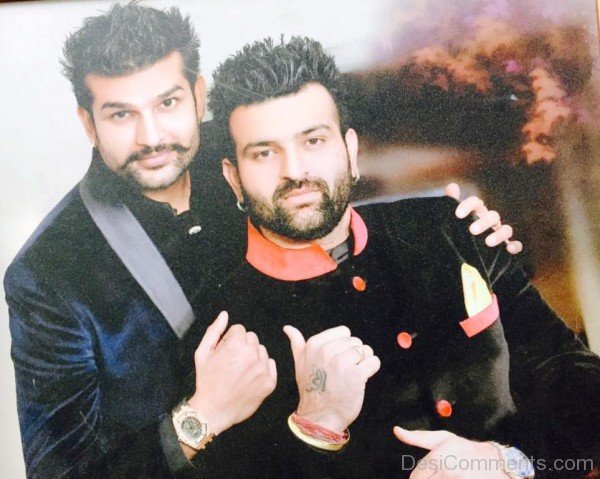 Navraj Hans With Yuvraj Hans-DC1535