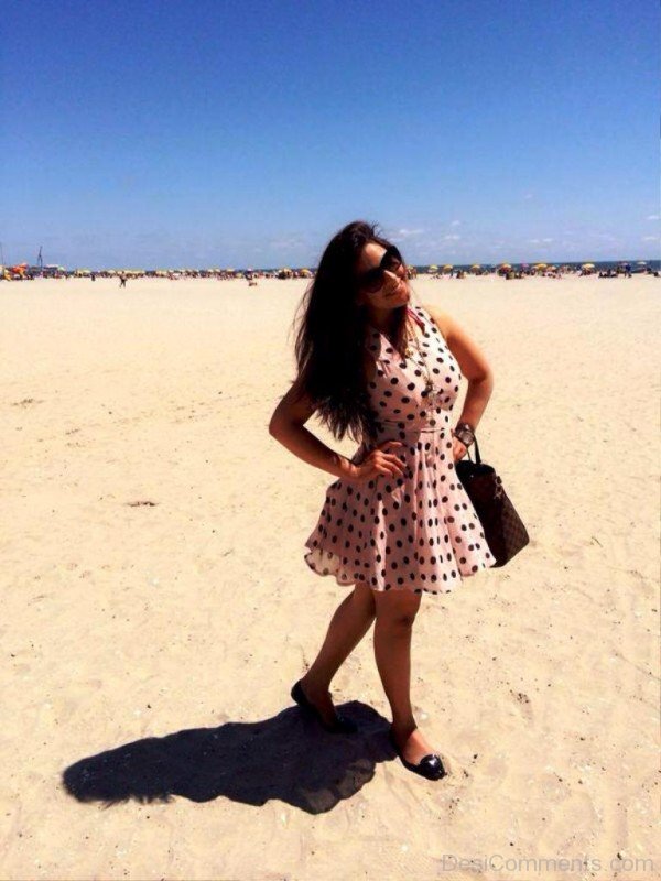 Neetu Singh At Beach-DC012512