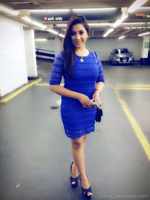 Neetu Singh In Royal Blue Dress-DC012545