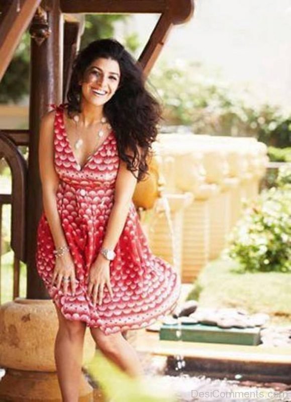 Nimrat Kaur-DC090