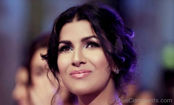 Nimrat Kaur Face Close Up Image-DC028