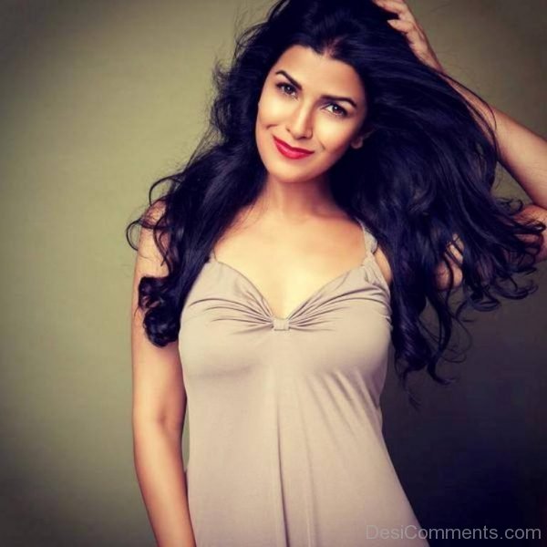 Nimrat Kaur Looking Marvelous Image-DC057