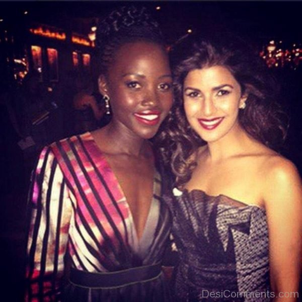 Nimrat Kaur With Hollywood Actress-DC088