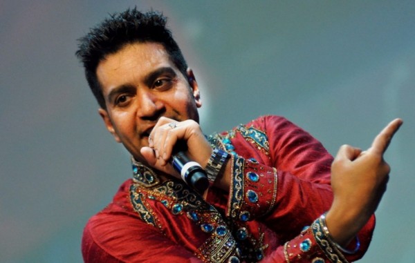 Outstanding Singer Kamal Heer