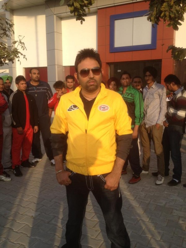 Punjabi Rockstar Singer-Mangi Mahal