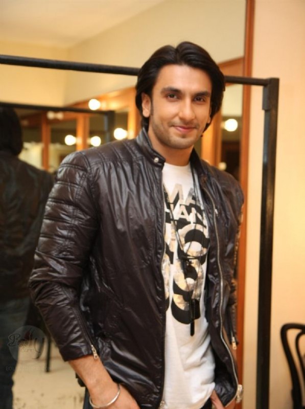 Ranveer Singh Wearing Nice Jacket