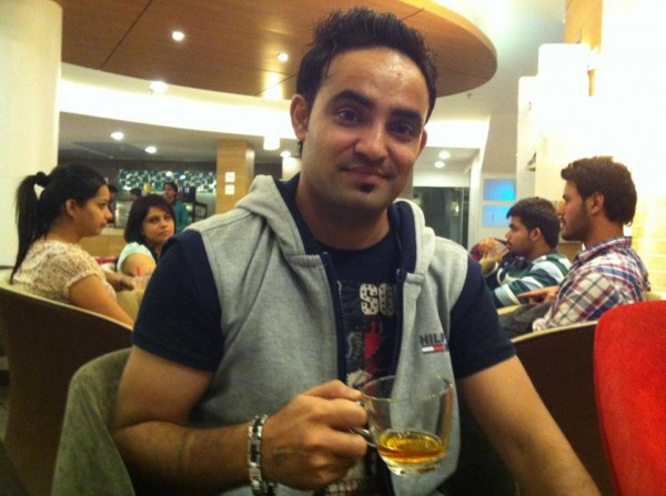 Resham Singh Anmol In A Restaurant