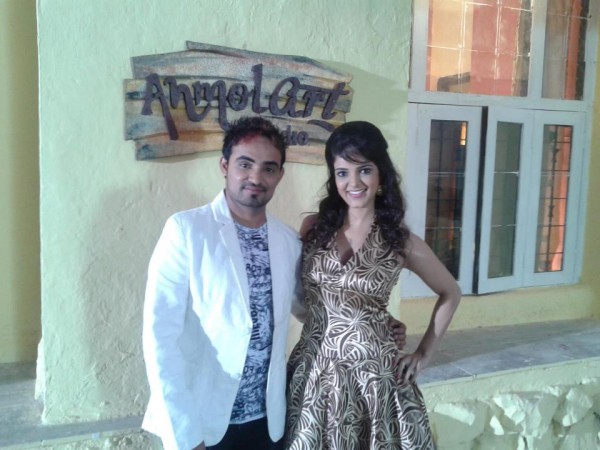 Resham Singh Anmol With Female Model