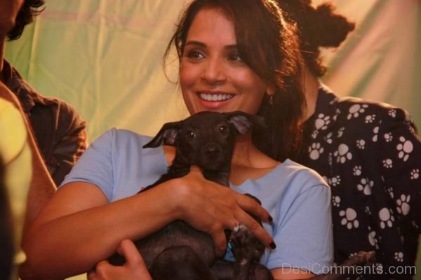 Richa Chadda With Puppy-DC095