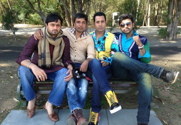 Roshan Prince with others celebrities