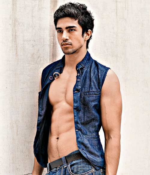 Saqib Saleem Looking Great